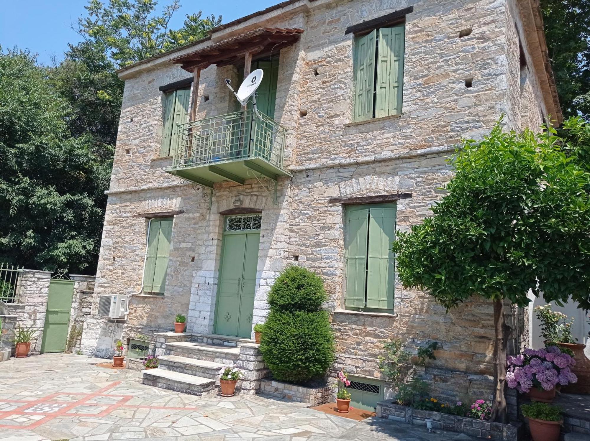 Marina Traditional Stonehouse Afétai Extérieur photo